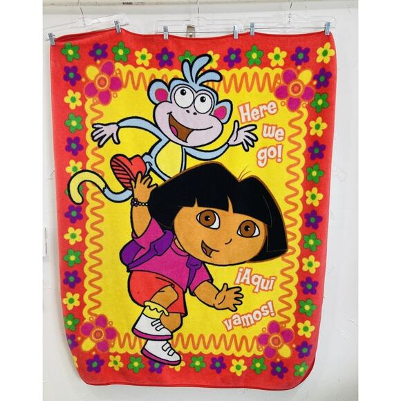 VINTAGE Nick JR Dora the Explorer Boots Plush Blanket Here We Go Viacom Flowers